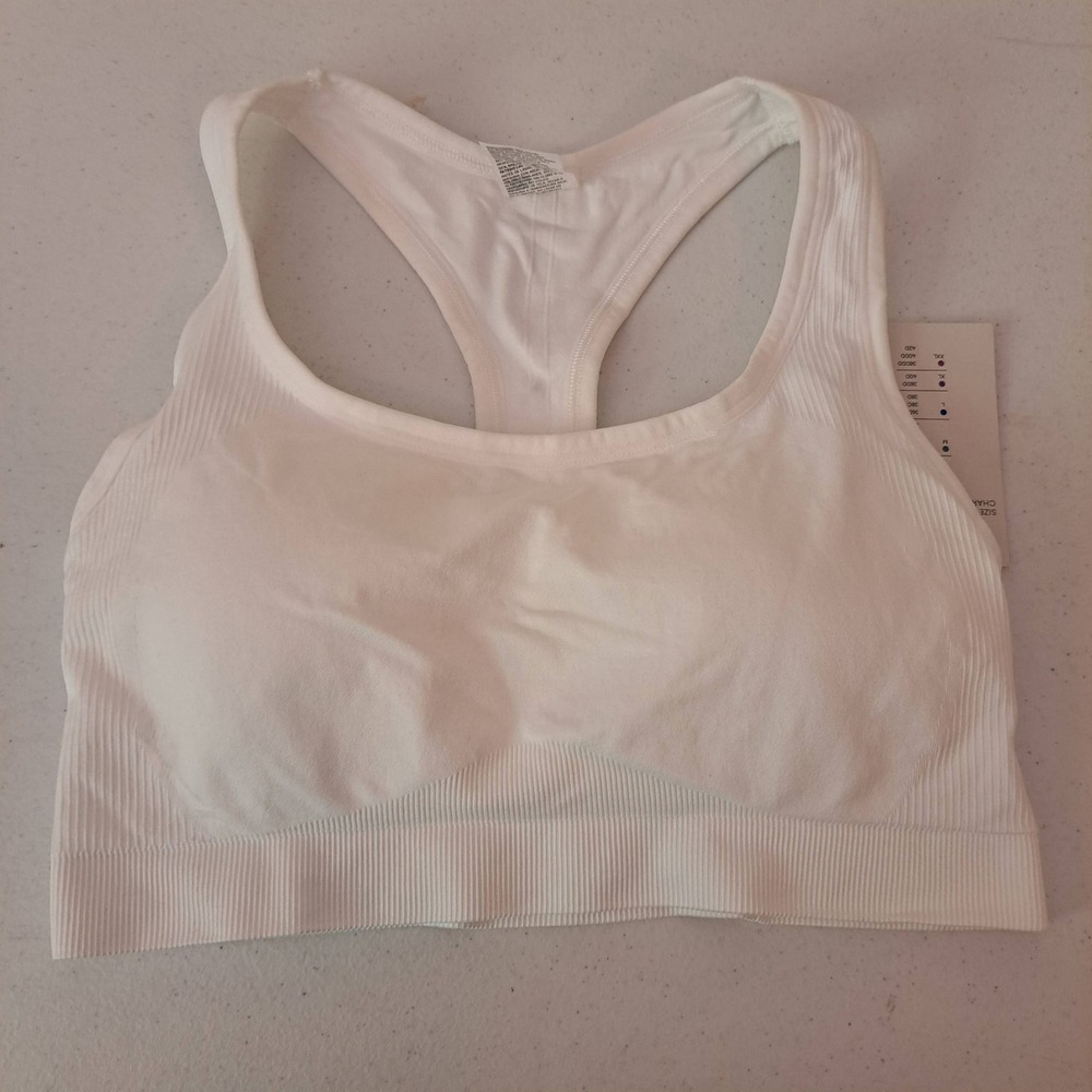 All in Motion Sports Bra XL White NEW Seamless Ribbed Racerback‎ 1038-160-B45